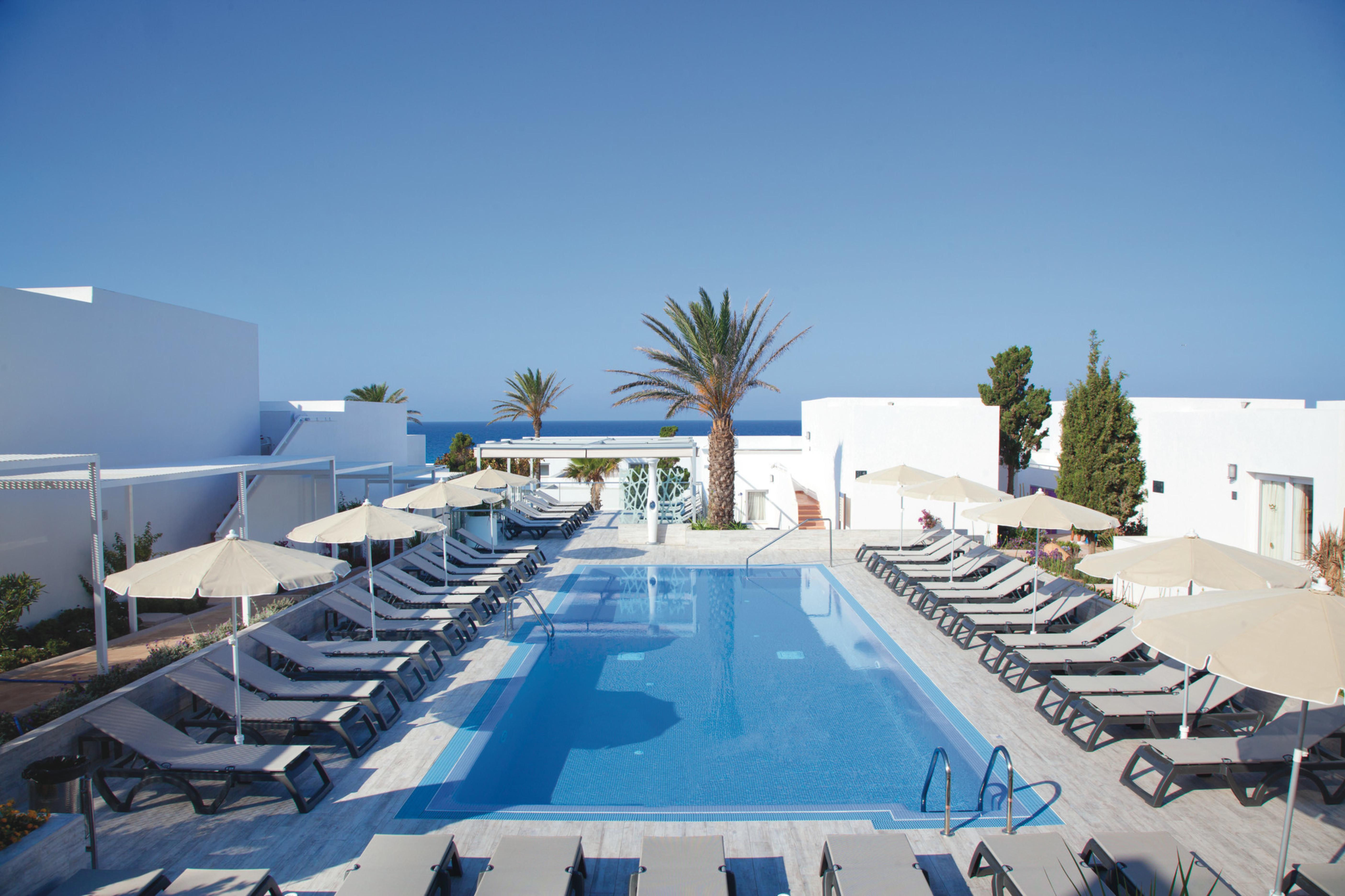 Riu La Mola Hotell Playa Migjorn Exteriör bild